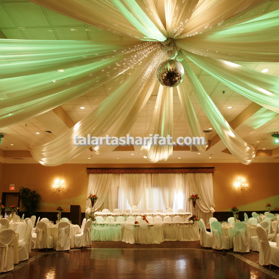 تالار شیک با فضای باز و باغ در کرج